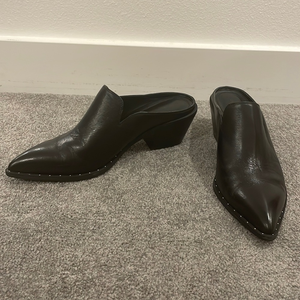 Leather Mule